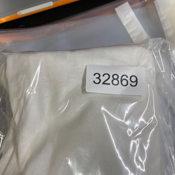 Gildan T-Shirt Women XL White Lips Print Crew Neck Short Sleeve Cotton Casual - Picture 6 of 6